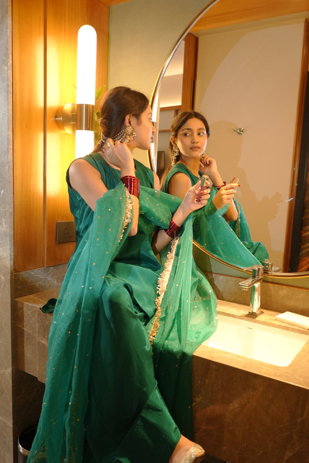 Tehzeeb | Naaz Farshi Set